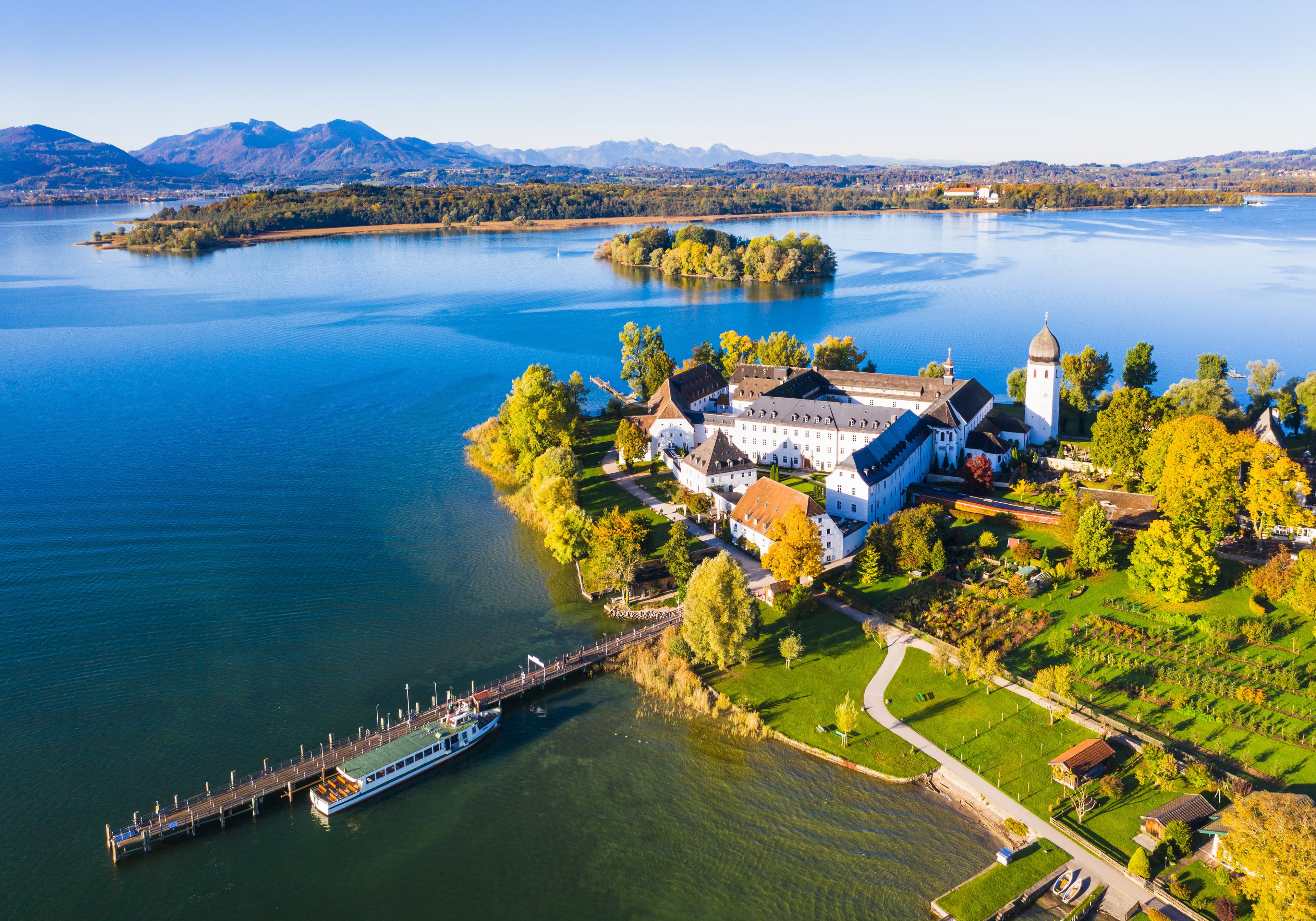 Vogelperspektive auf den Chiemsee
